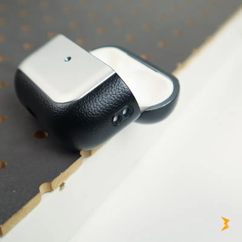 Steel Airpods Pro 2 Case