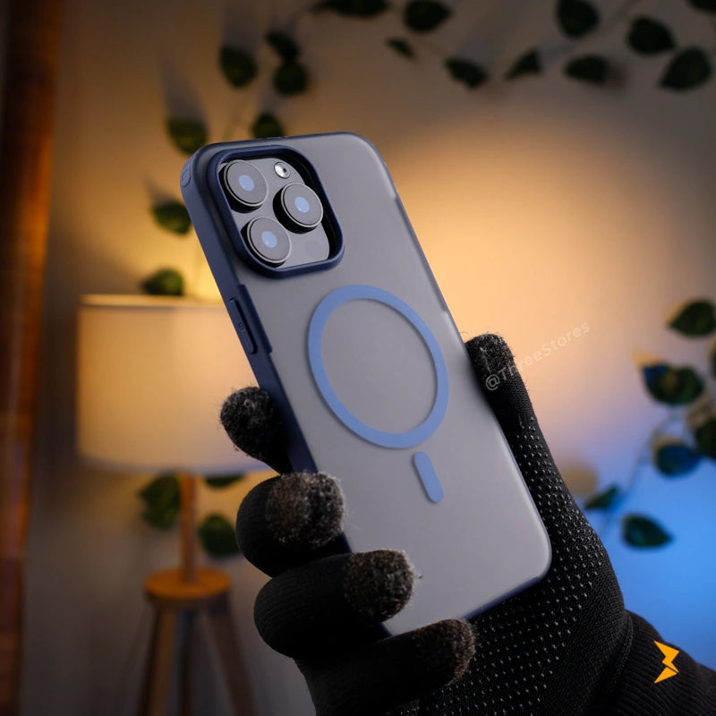 Valor Matt Magsafe Case iPhone 15 Pro Max - Three