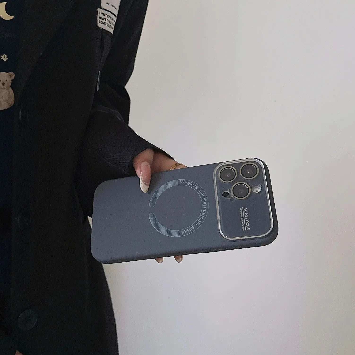 Viora Silicone Camera Protection Magsafe Case iPhone 13 Pro Max