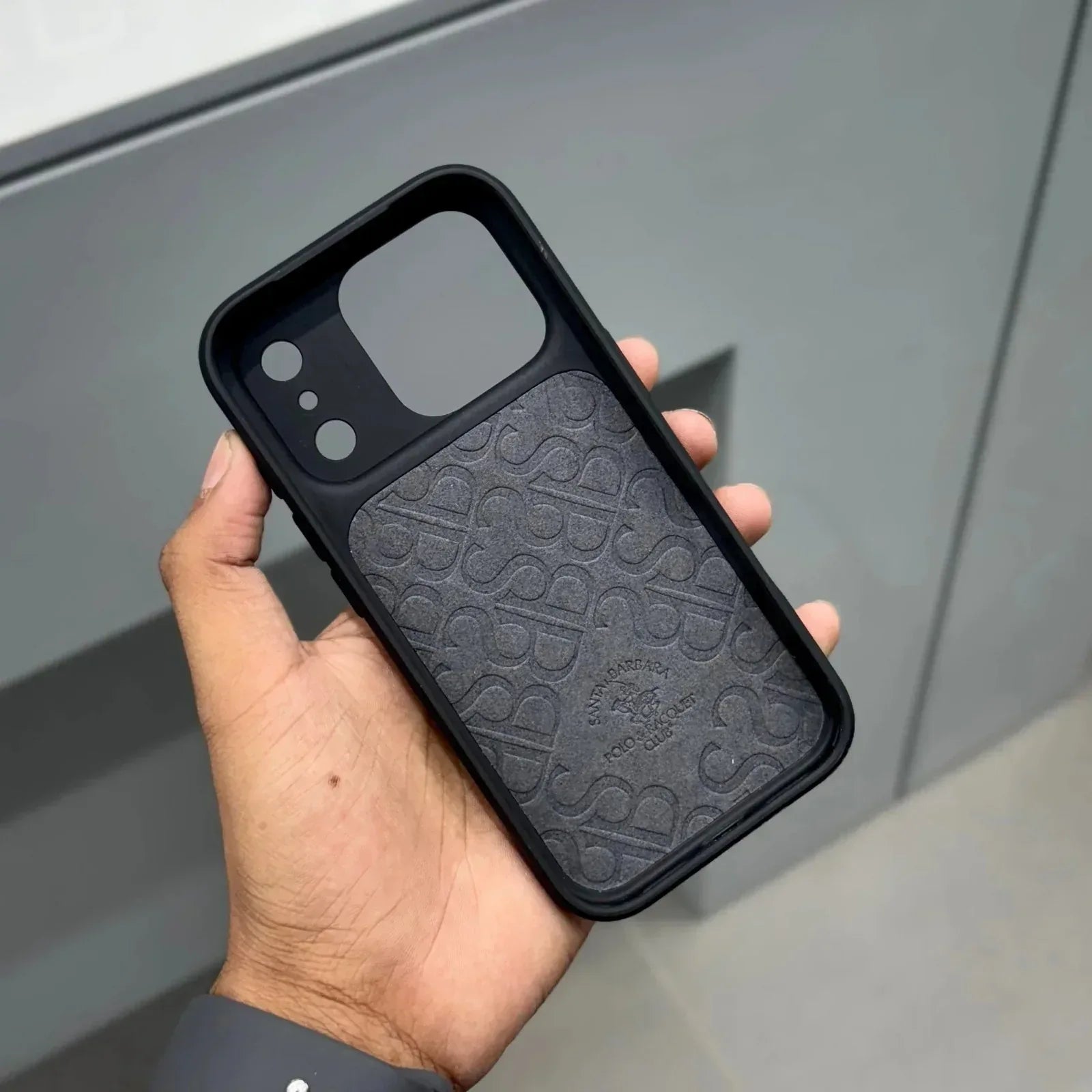 Santa Barbara Primo Series Genuine Case iPhone 17 Pro Max - Three