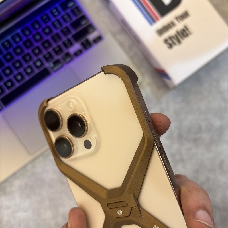 X Metal Case iPhone 16 Pro