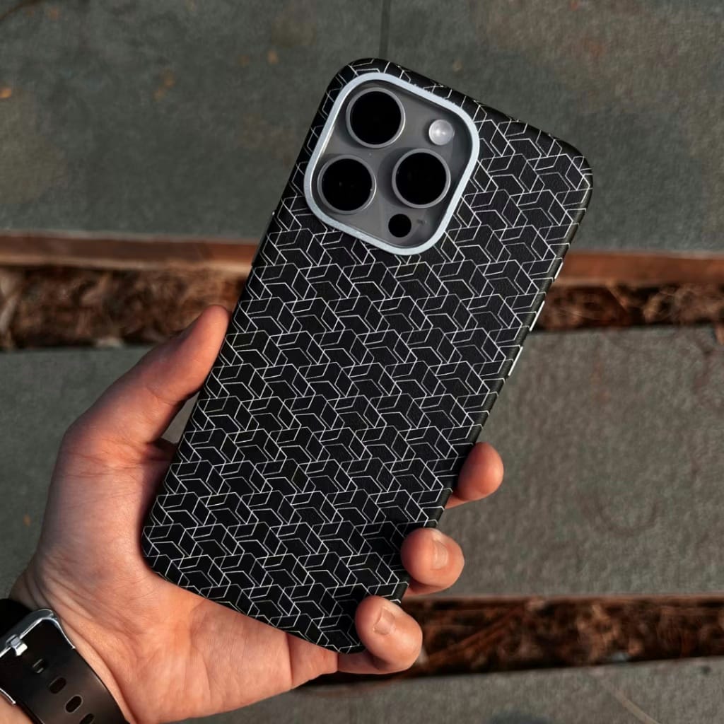 ZigZag Line Case iPhone 16 Pro