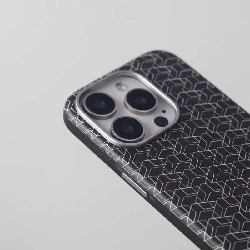 ZigZag Line Case iPhone 16 Pro Max