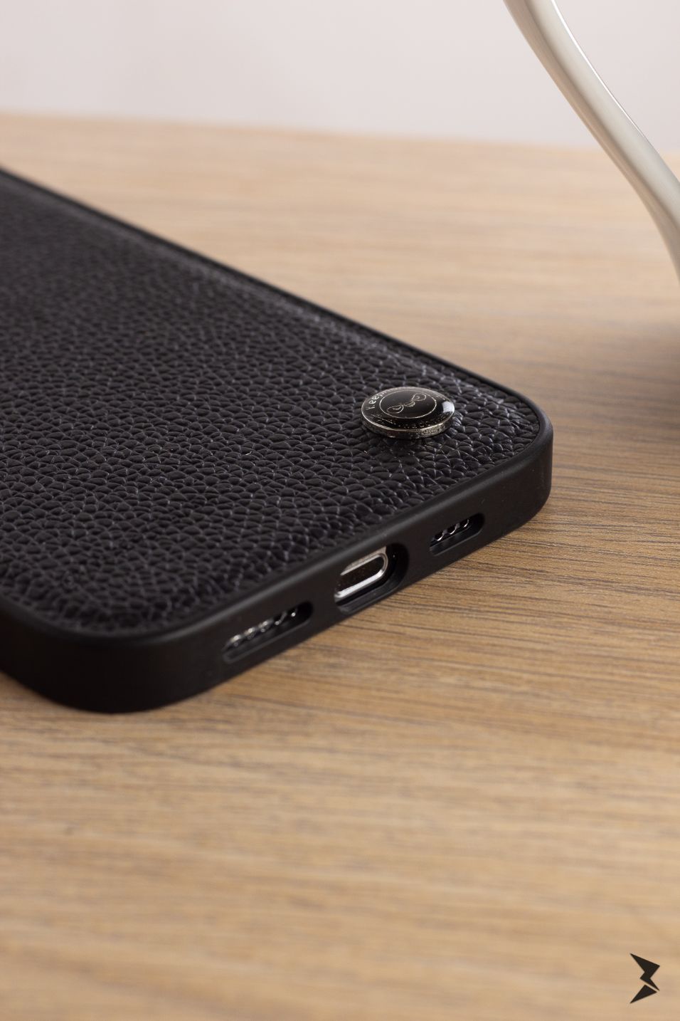 2021-08-31Keephone Earl Leather Case ip 12 pro max OUTPUT FB-5-min