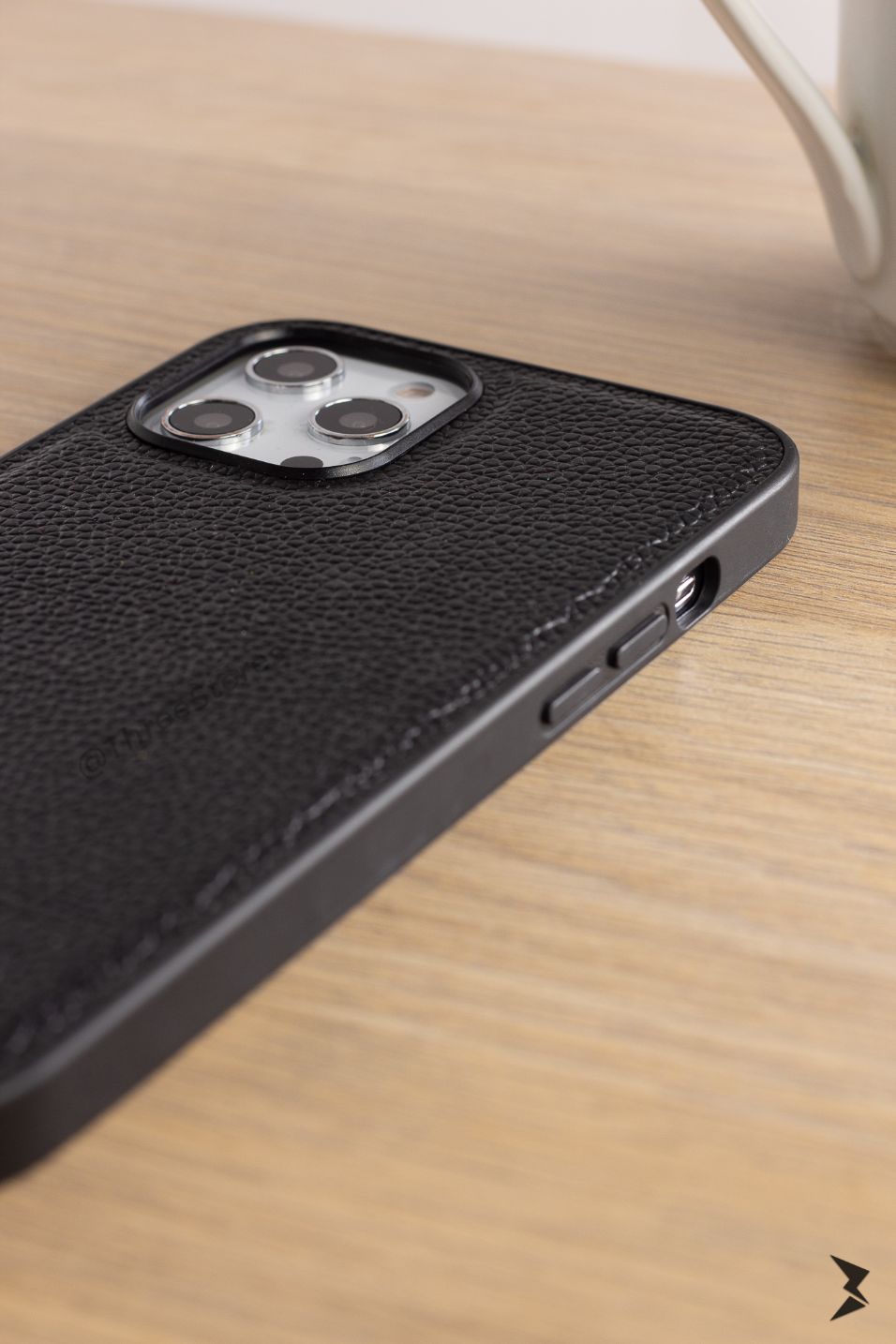 2021-08-31Keephone Earl Leather Case ip 12 pro max OUTPUT FB-6-min