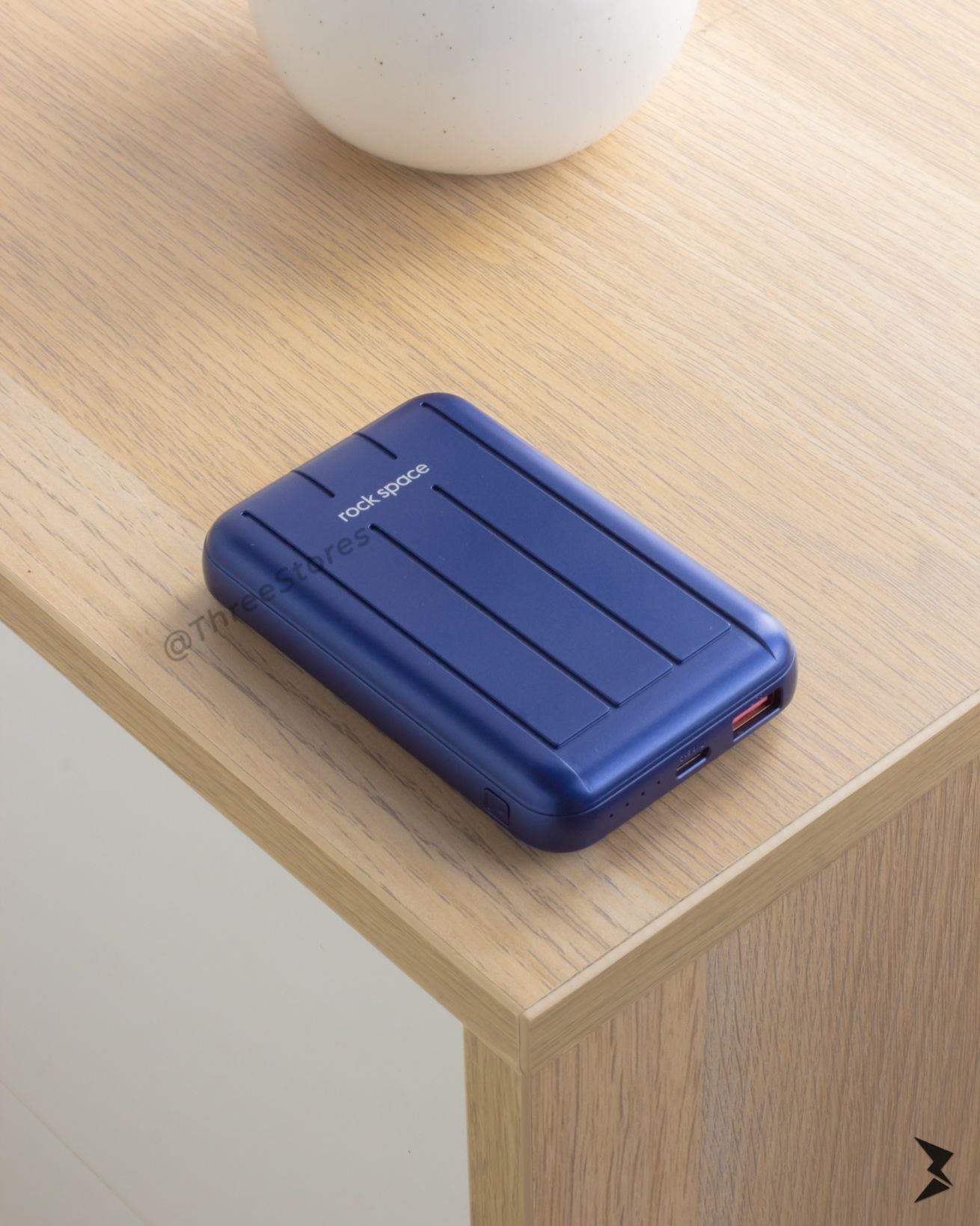 Rock Space Magnetic Wireless 10000mAh