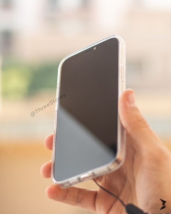 2021-12-27 Uniq Silicon Army Case iPhone OUTPUT FB-11