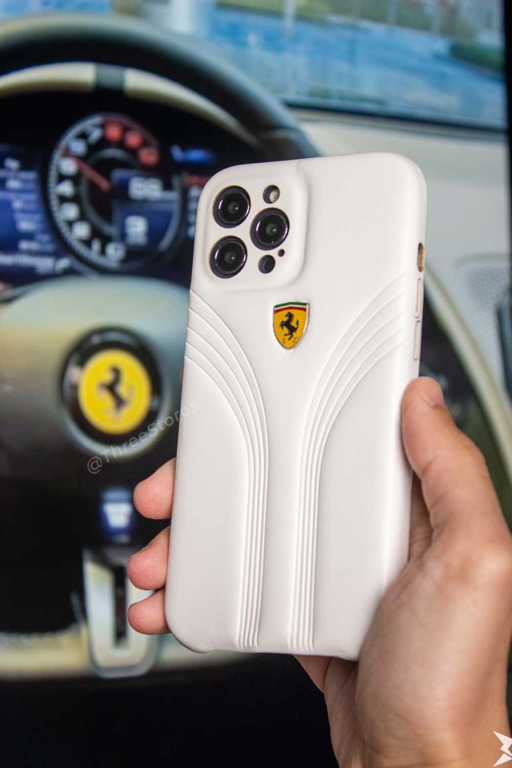 2022-07-28 Ferrari Leather Case OUTPUT-1
